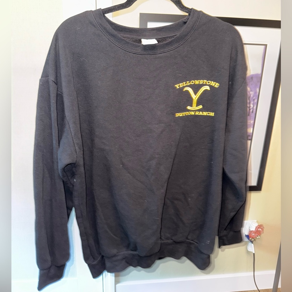 Yellowstone Dutton Ranch - Black Sweatshirt